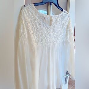 Sundance White Mystic Moonrise Tunic Lace Top
Size S